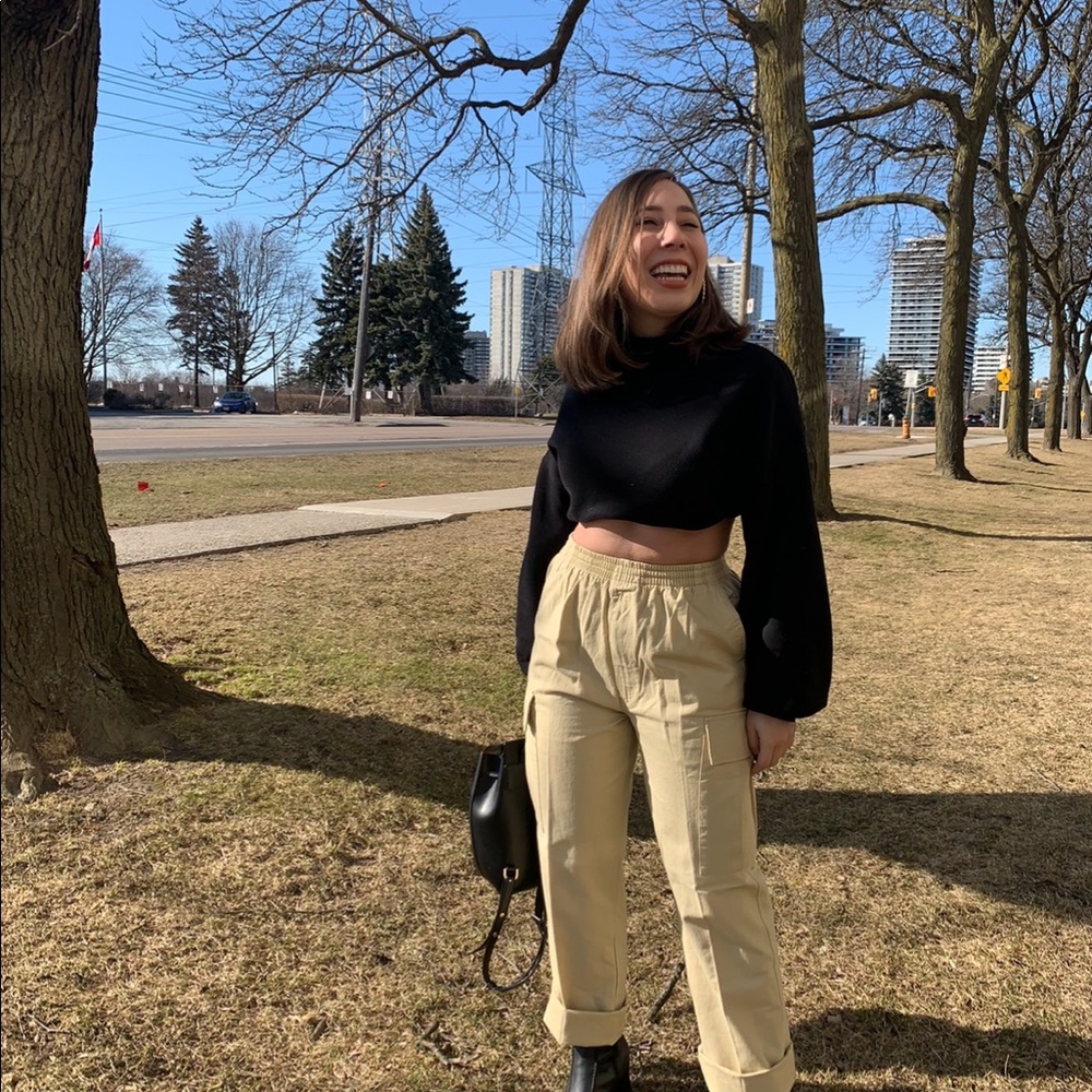 Utility Cargo Pants in Beige - Picture 4 of 8